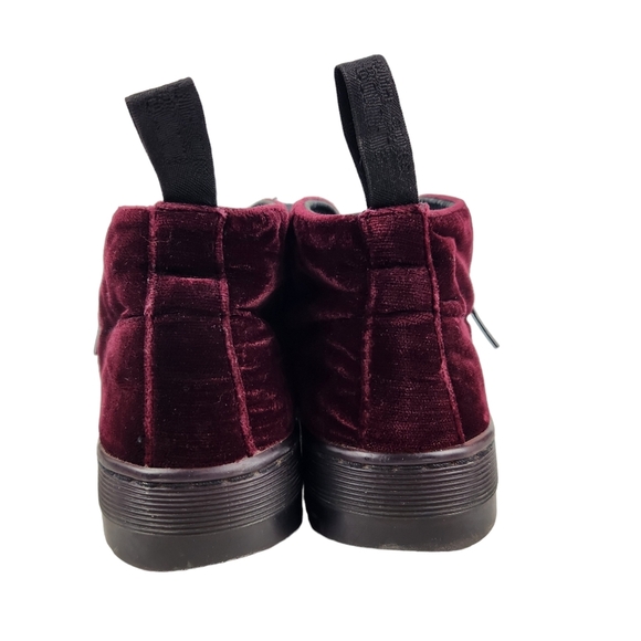 Dr. Martens Daytona Cherry Red Velvet Desert Low Chukka Wine Boots Womens Size 5 - Picture 7 of 12